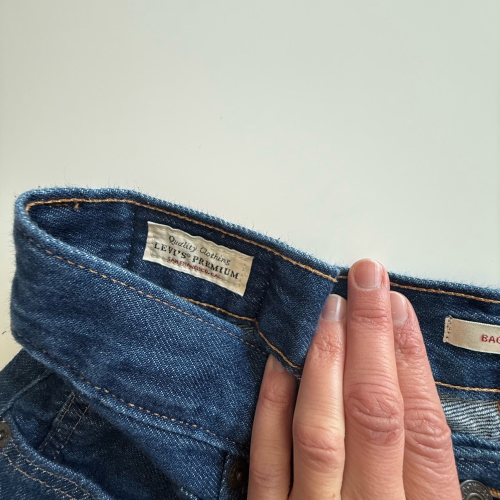 Levi’s Premium Baggy Dad Wide Leg Jeans - Dark Wash Sz 29 - Picture 9 of 16